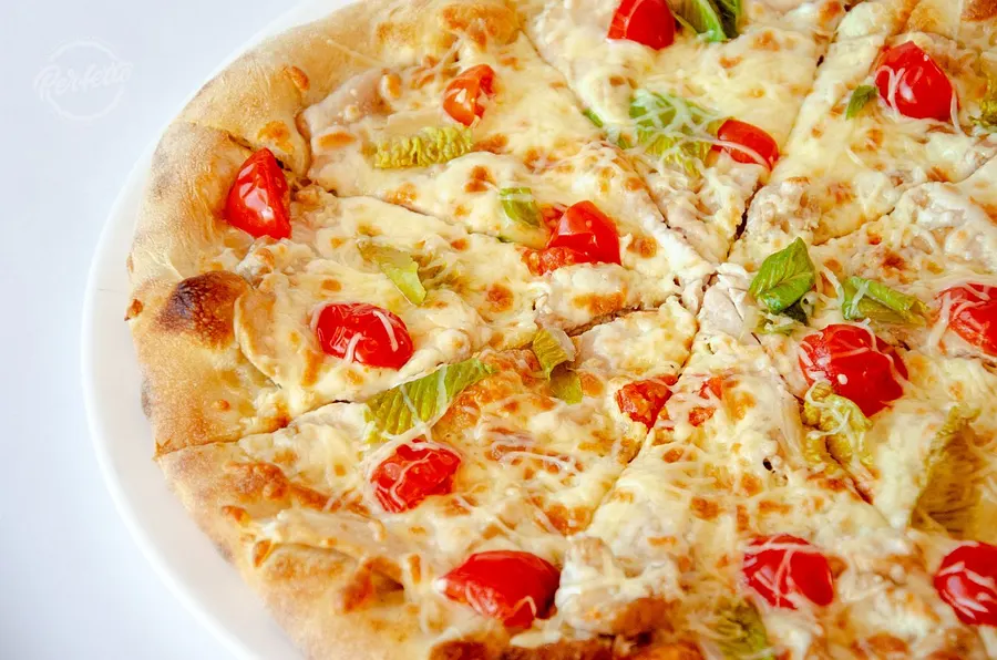 Фотография блюда пицца Пицца цезарь