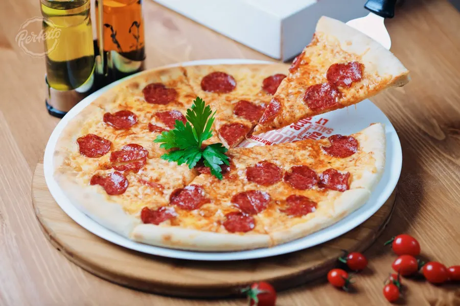 Фотография блюда пицца Пицца салями